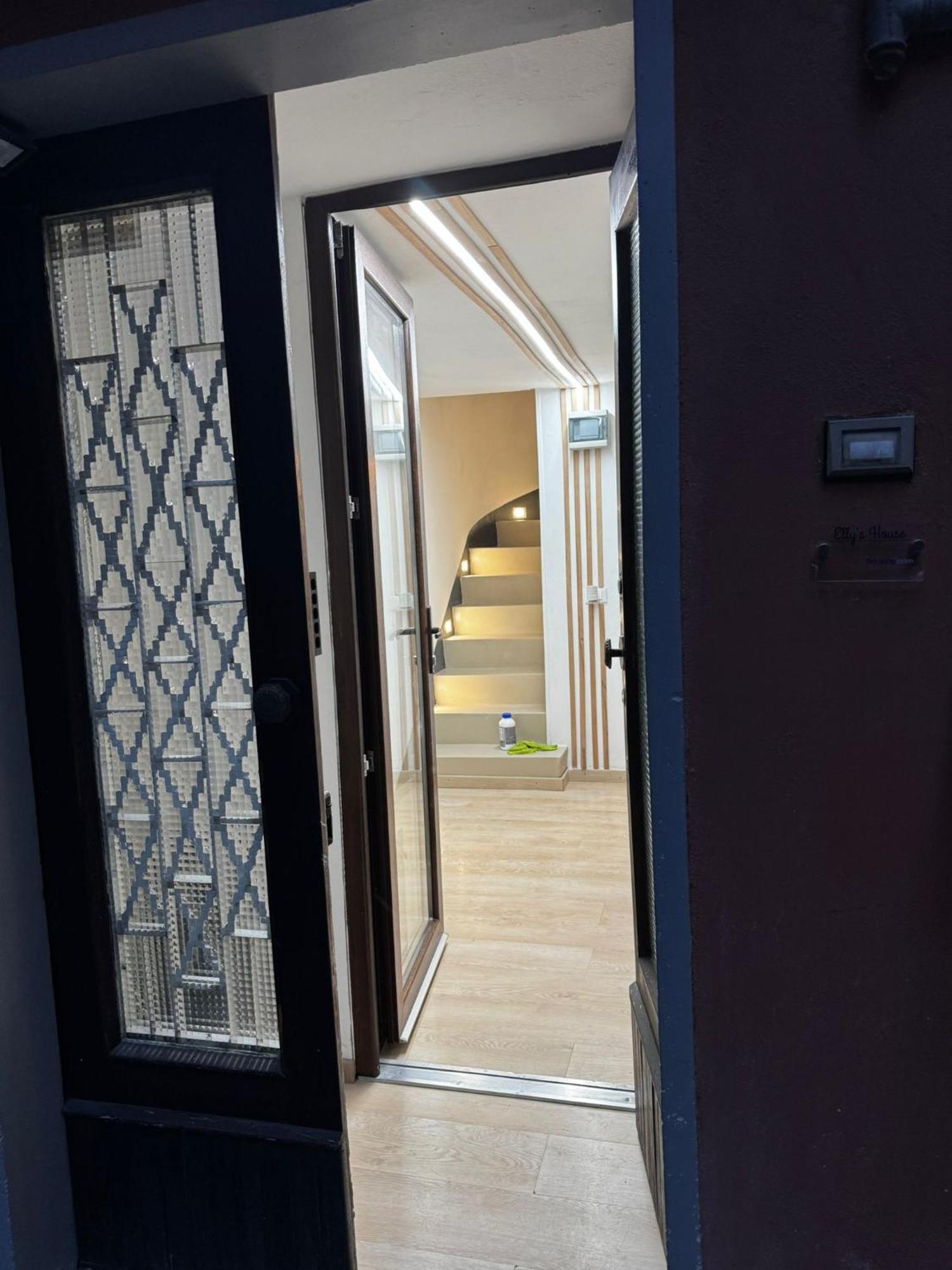 Ferienwohnung Elly'S House Modena Exterior foto